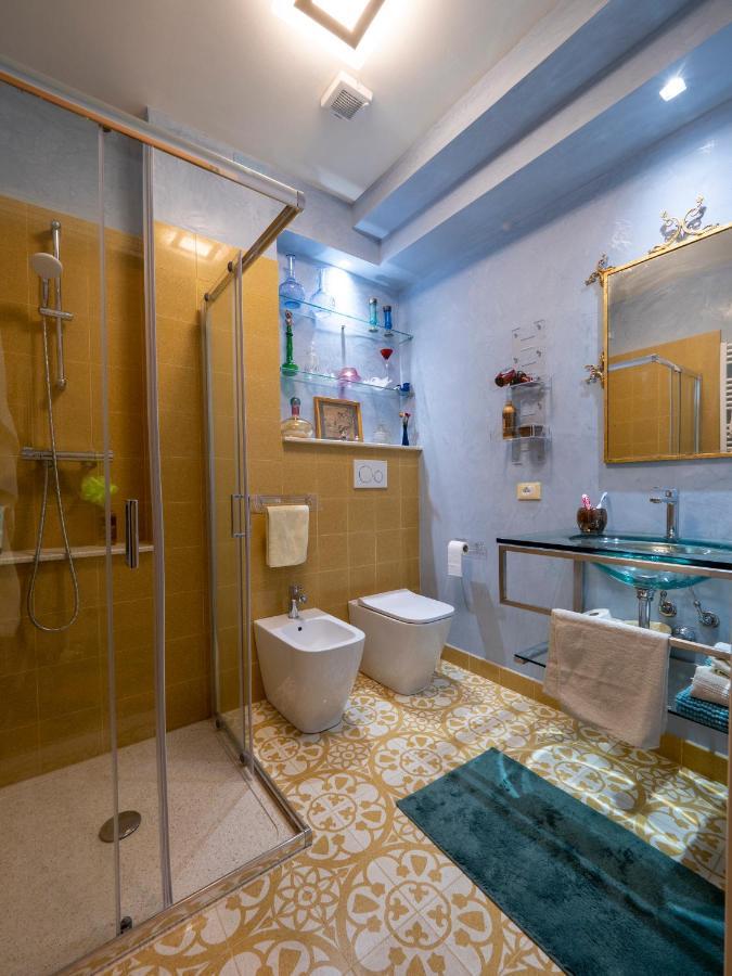 Luxury - Elegante Appartamento Nel Cuore Di לוקה מראה חיצוני תמונה